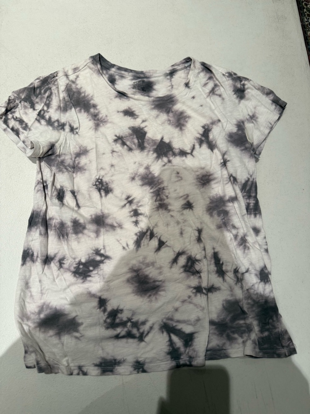 PINK Victoria's Secret Gray & White Tie-Dye Short Sleeve Tee